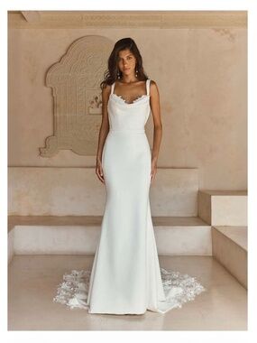 (New) Madi Lane Wedding Dress (Dress Size 6)